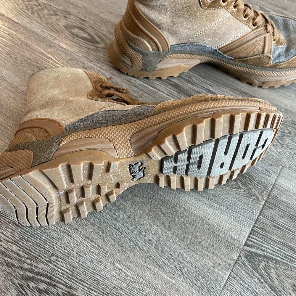 Coach boots